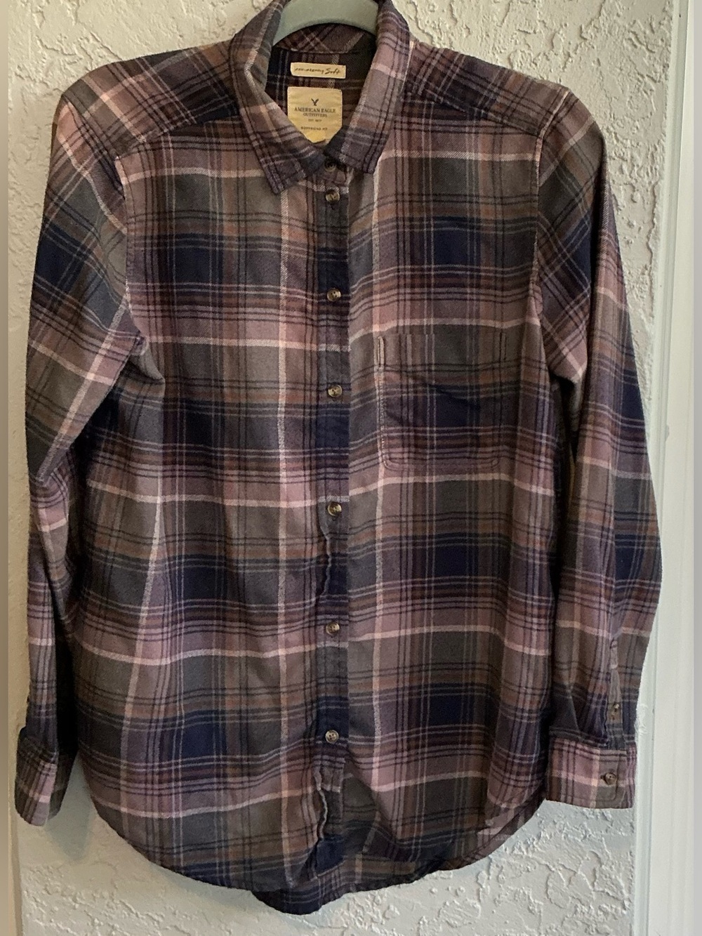 American Eagle Outfitters Amazingly Soft Plaid Button-Down Shirt
